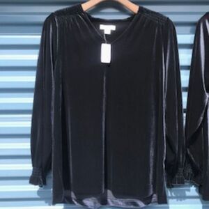 Long Sleeve V Neck Sweater . Size: 20/22W 2x . Christopher & Banks . New w/ Tags